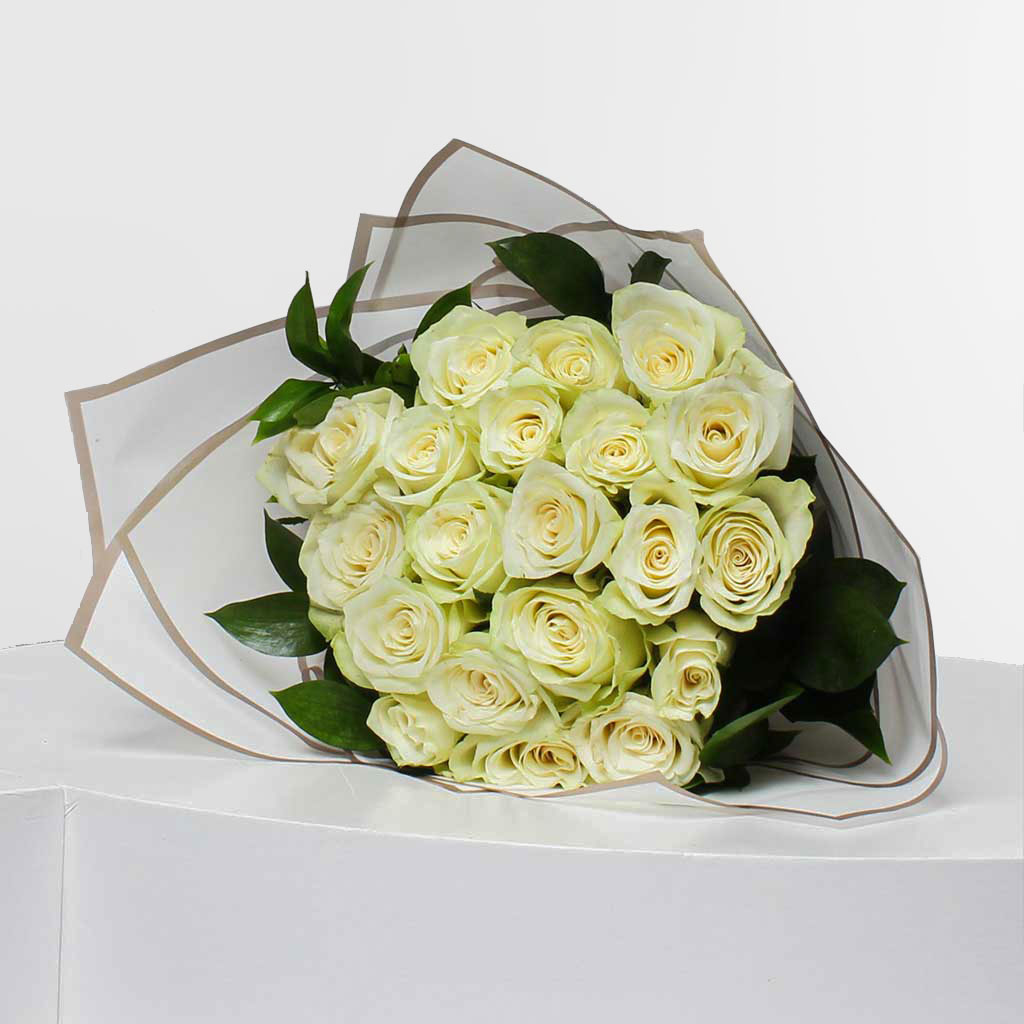 product-image-White Roses Bouquet – 20 Stems