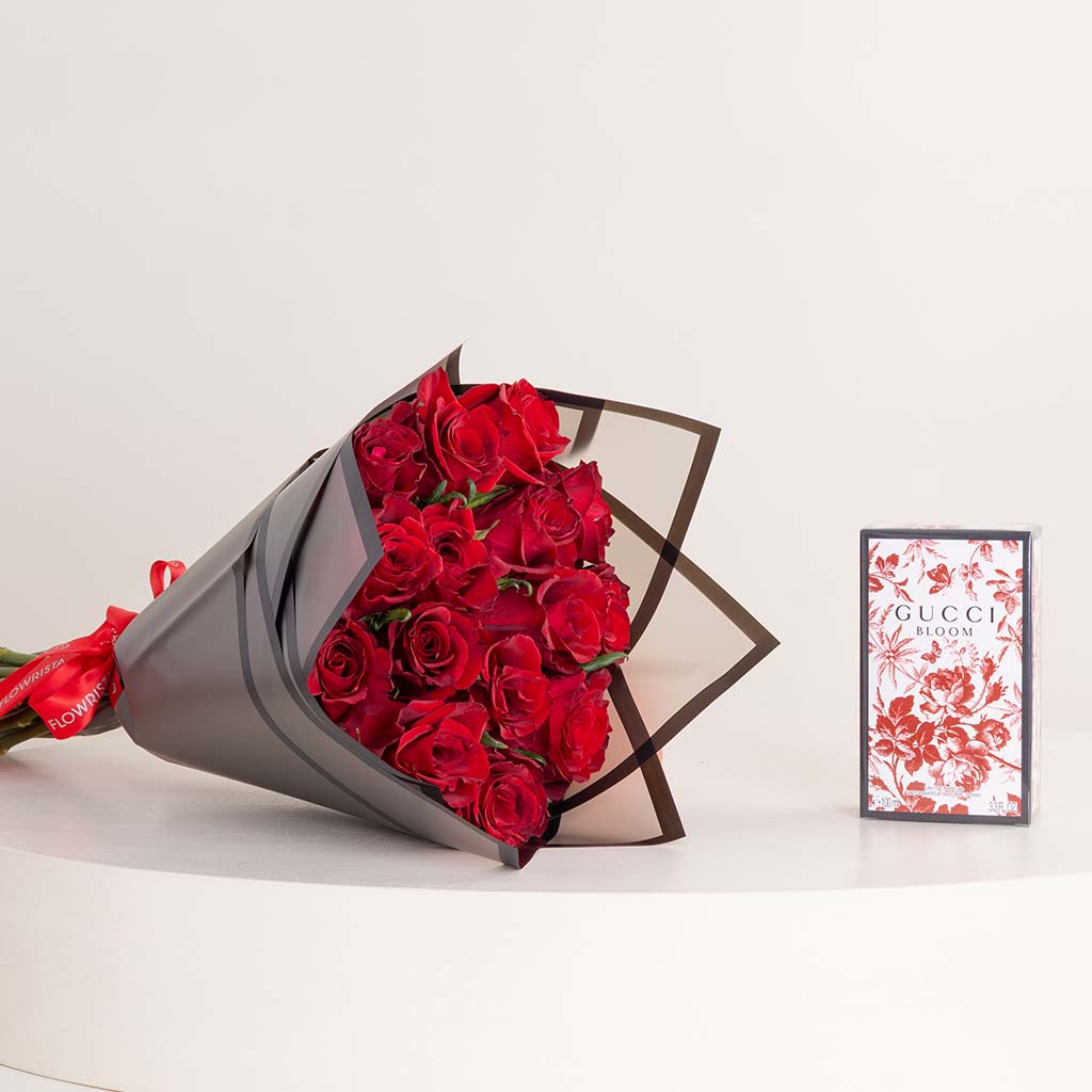 product-image-عطر غوتشي بلوم للنساء ١٠٠ مل مع باقة من الورود الحمراء