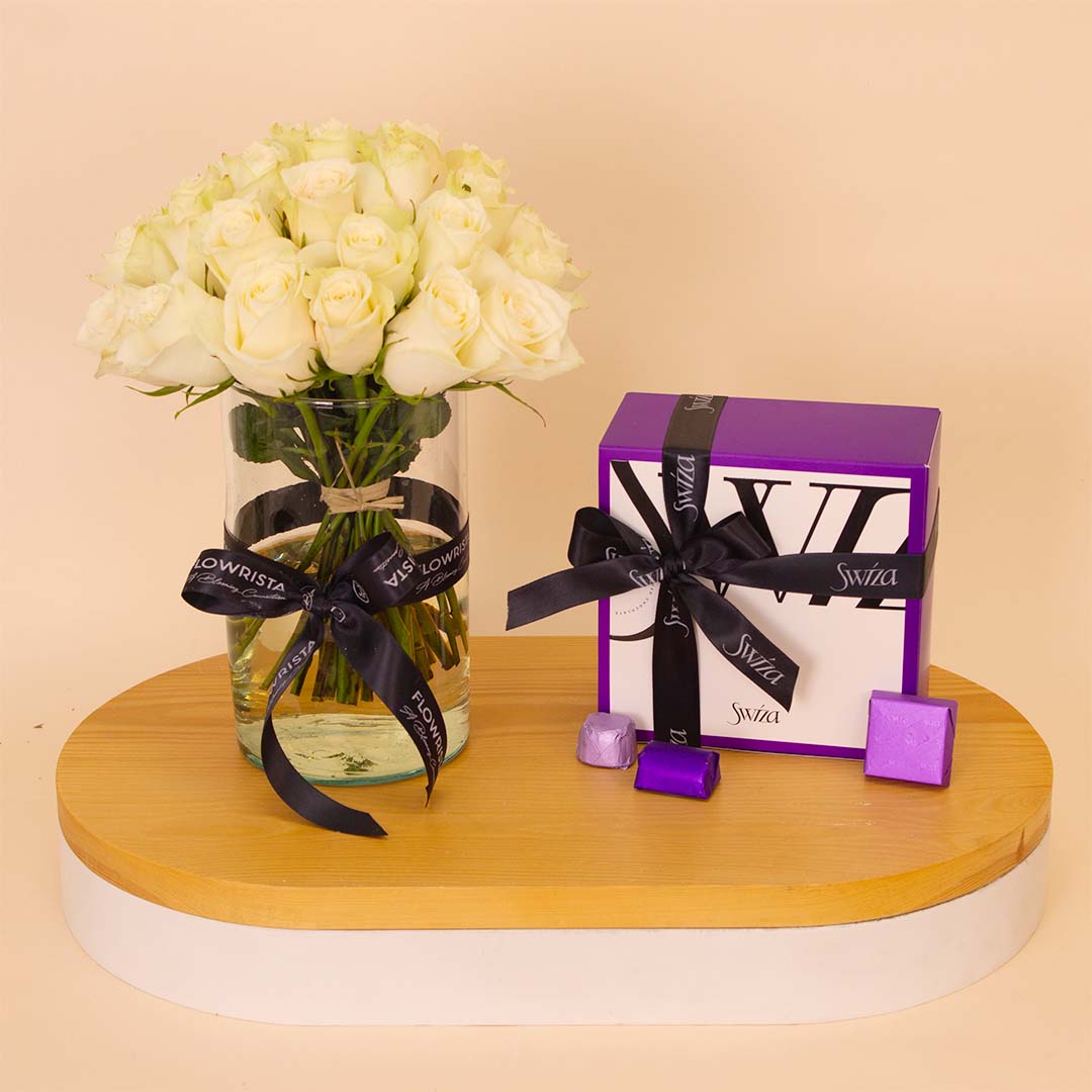 product-image-Swiza Chocolate Box 500g & 20 White Roses Vase