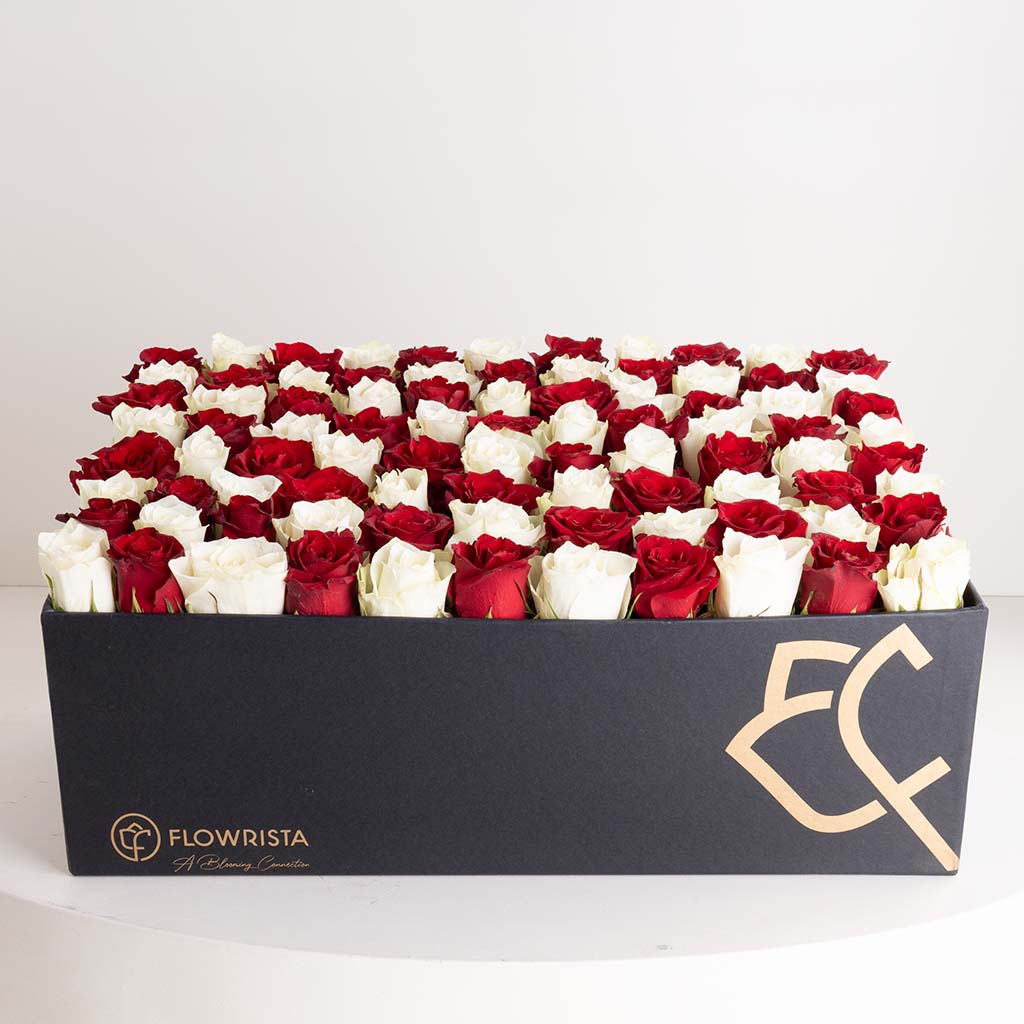product-image-Red White Roses Box
