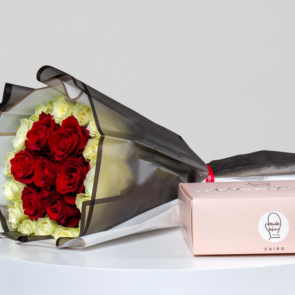 Flowrista Online Flowers Shop علبة دونات من نود بيكري و 22 وردة