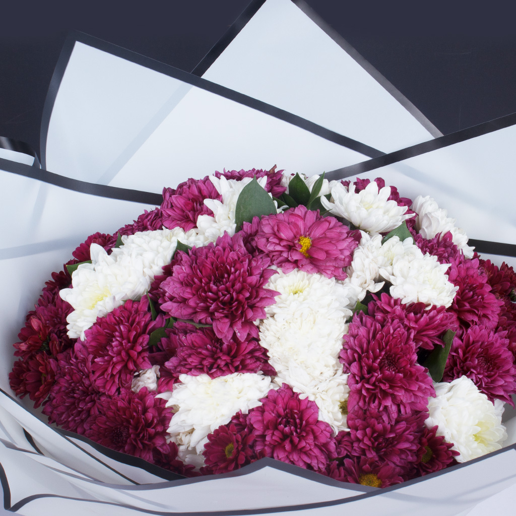product-image-Hand Bouquet of Purple & White Chrysanthemums