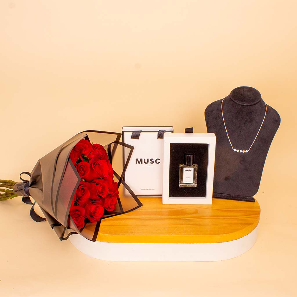 product-image-Signature Musc & Zircon Bundle - Perfume 30ml & Necklace & Red Roses Bouquet