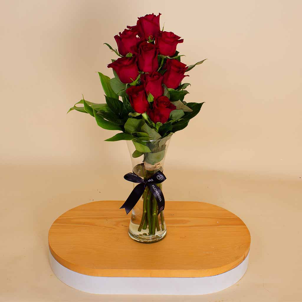 product-image-The Grand Love Vase – Luxurious Red Roses