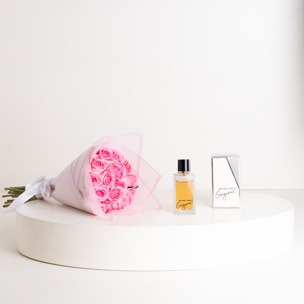 Flowrista Online Flowers Shop عطر مايكل كورس جورجيوس! أو دو بارفان ١٠٠ مل وباقة زهور ريفايفل ١٥ وردة