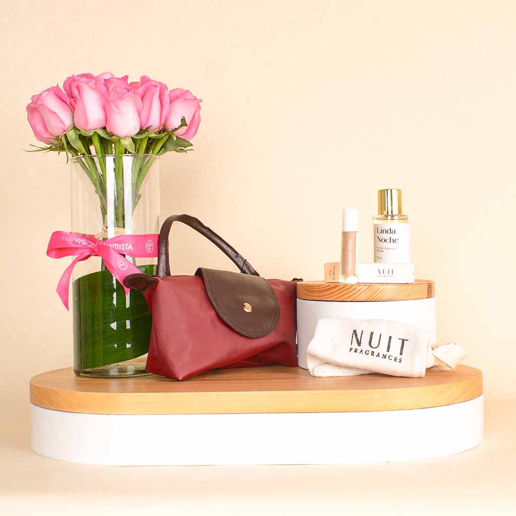 Flowrista Online Flowers Shop Nuit Fragrances Linda Noche And Pink 15 Rose Vase