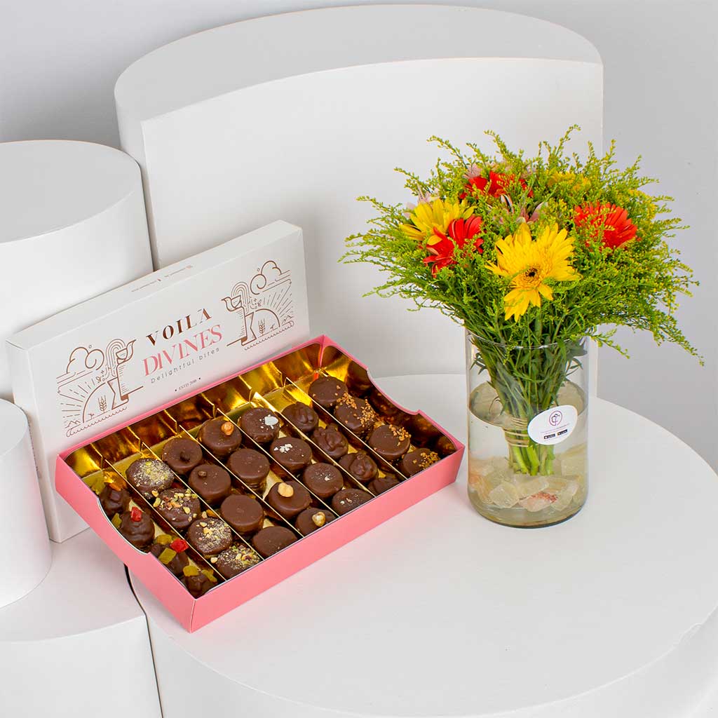 product-image-Voila Sable Chocolate Box and Happy Scents Vase