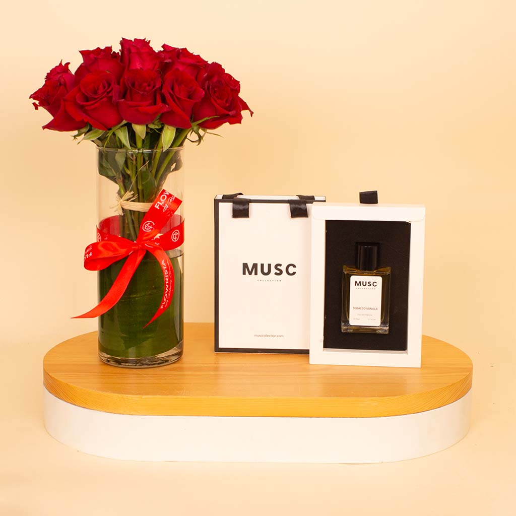 product-image-MUSC Tobacco Vanille 50ml & Red Roses Vase