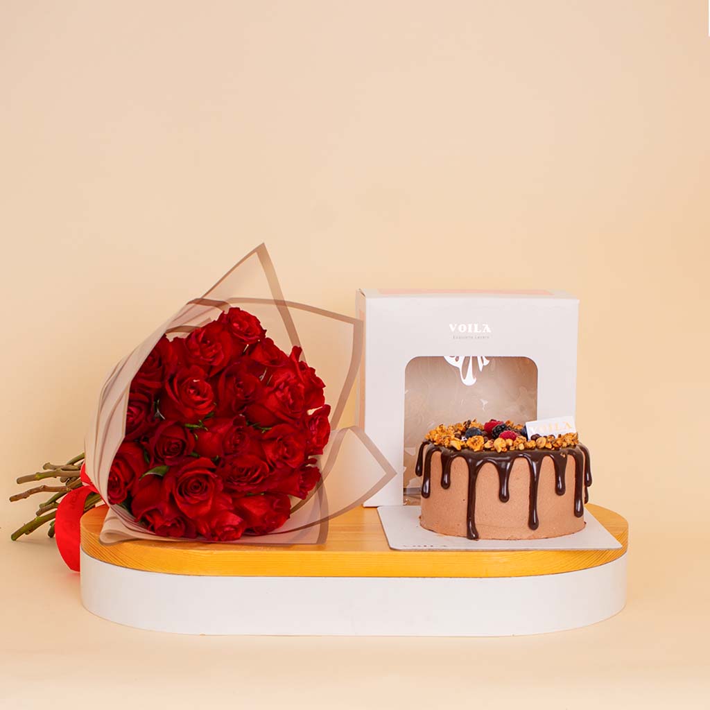 product-image-Voila Chocolate Cake & Red Roses Bouquet